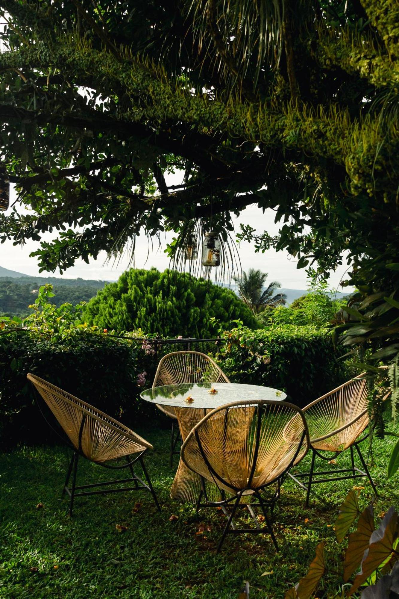 Hotel Juayua Bagian luar foto